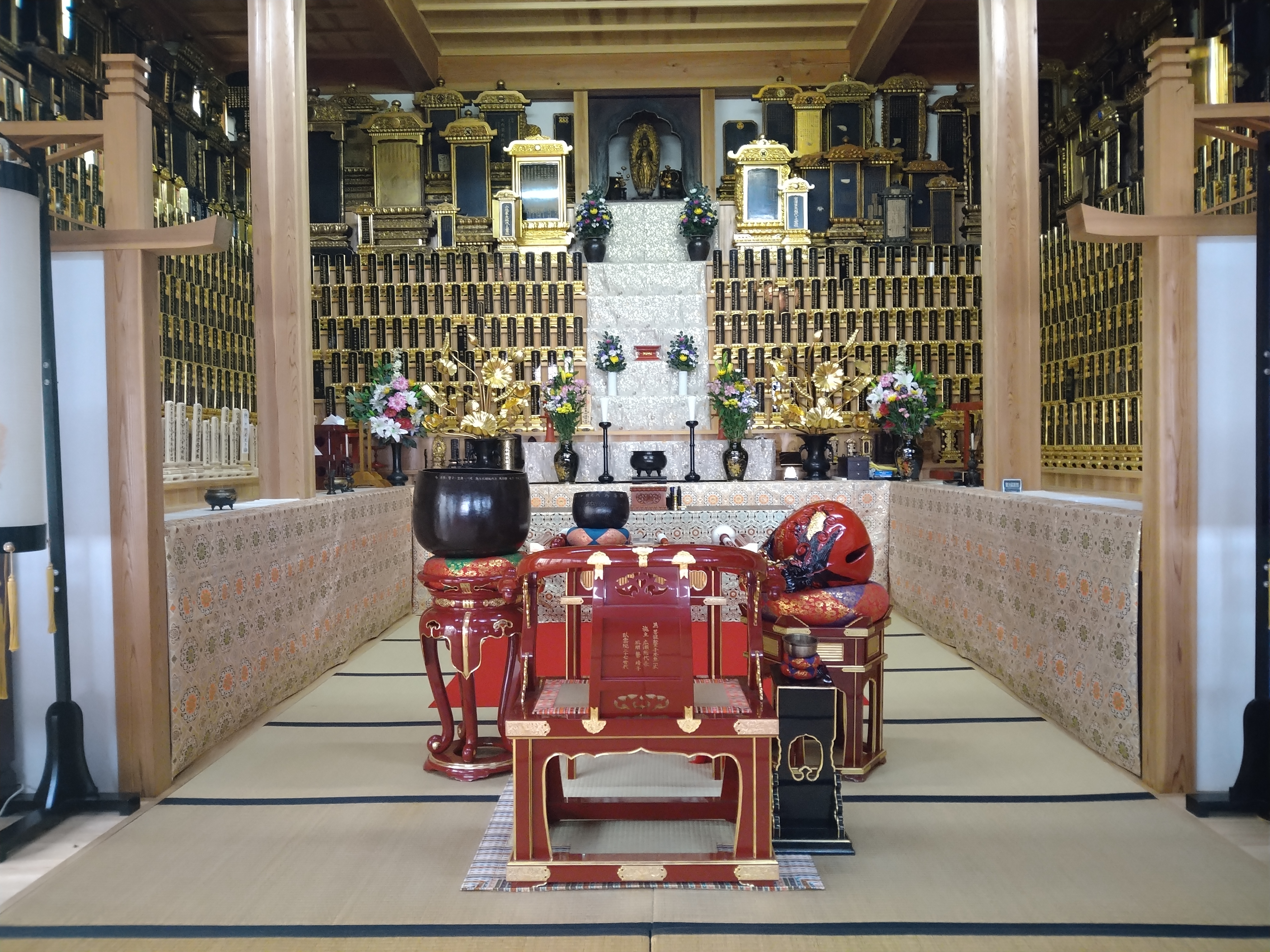 位牌堂の風景